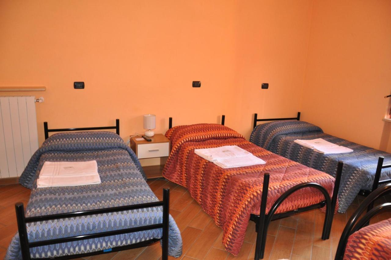 Locanda Dl'Angel Villar San Costanzo Экстерьер фото