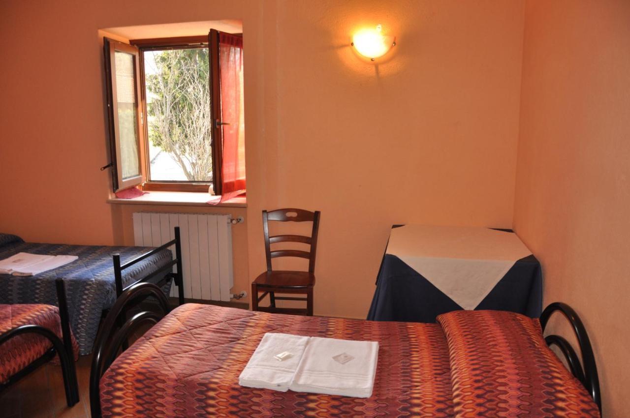 Locanda Dl'Angel Villar San Costanzo Номер фото